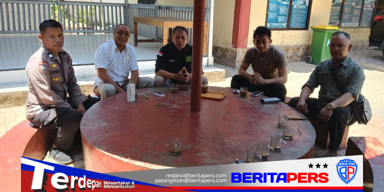 ​Kapolsek Bangkala dan Kanit Binmas Perkuat Sinergi Lindungi Hutan dan Cegah Karhutla di KPH Kelara