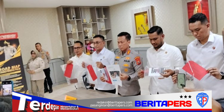 Polda Sulsel Ungkap 11 Modus Penipuan Online, 22 Tersangka Diamankan
