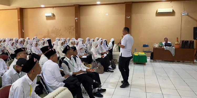 Sat Resnarkoba Polres Bulukumba Sosialisasikan Bahaya Narkotika dikalangan Mahasiswa