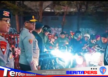Menindaklanjuti Perintah Kapolda Sulsel, Wakapolda Turun Langsung Cek SPBU dan Bantu Masyarakat