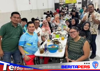 Makan Malam Keluarga Bupati Gowa, Firdaus Daeng Manye dan Fadil Imran Tampak Bersama