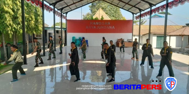 Perkuat Naluri Tempur, Prajurit Kodim 1409/Gowa Intensifkan Latihan Pencak Silat Militer di Hanggar Arya Jundana
