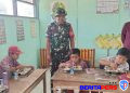 Demi Kelancaran Program Nasional, Babinsa Bontonompo Kawal Penyaluran MBG
