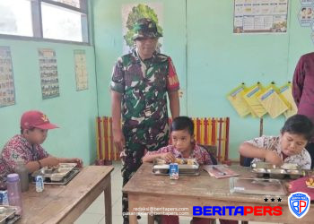 Demi Kelancaran Program Nasional, Babinsa Bontonompo Kawal Penyaluran MBG