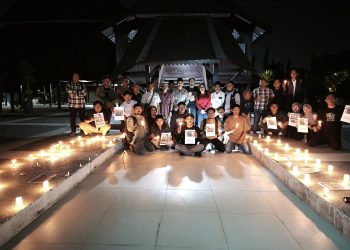 Polresta Gowa bersama IJTI Sulsel Gelar Doa dan Nyala Lilin untuk Lima Jurnalis Hilang Saat Liputan Erupsi Krakatau