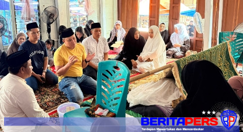 Implementasikan Polri Bersama Masyarakat, Kapolsek Ujung dan Jajaran Hadir di Rumah Duka, Berikan Pengawalan Pengantaran Jenazah