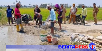 Swadaya Warga Dorong Pembangunan Jembatan Potong, Camat Lanrisang Turun Pantau