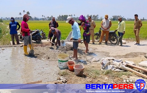 Swadaya Warga Dorong Pembangunan Jembatan Potong, Camat Lanrisang Turun Pantau