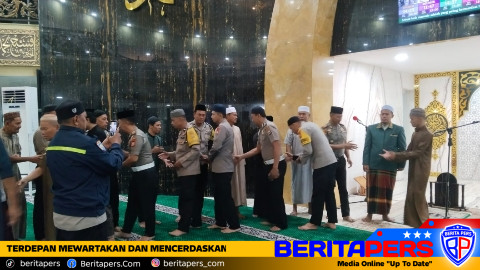 Dari Saf Subuh ke Hati Masyarakat, Polres Parepare Bangun Kedekatan Lewat Masjid Terapung
